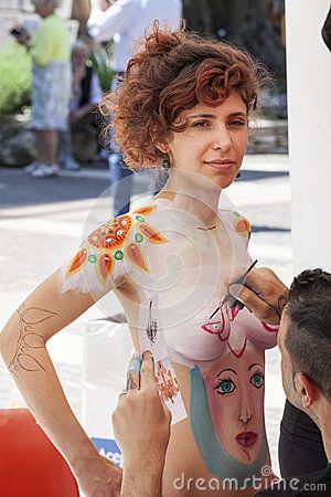 daniela cabral recommends Big Tits Body Painting