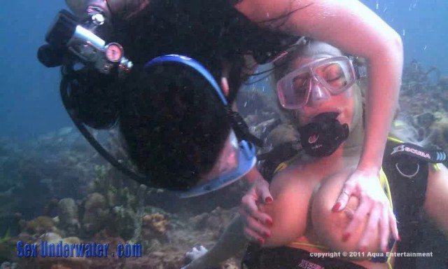 brooke lake recommends amber lynn bach underwater pic