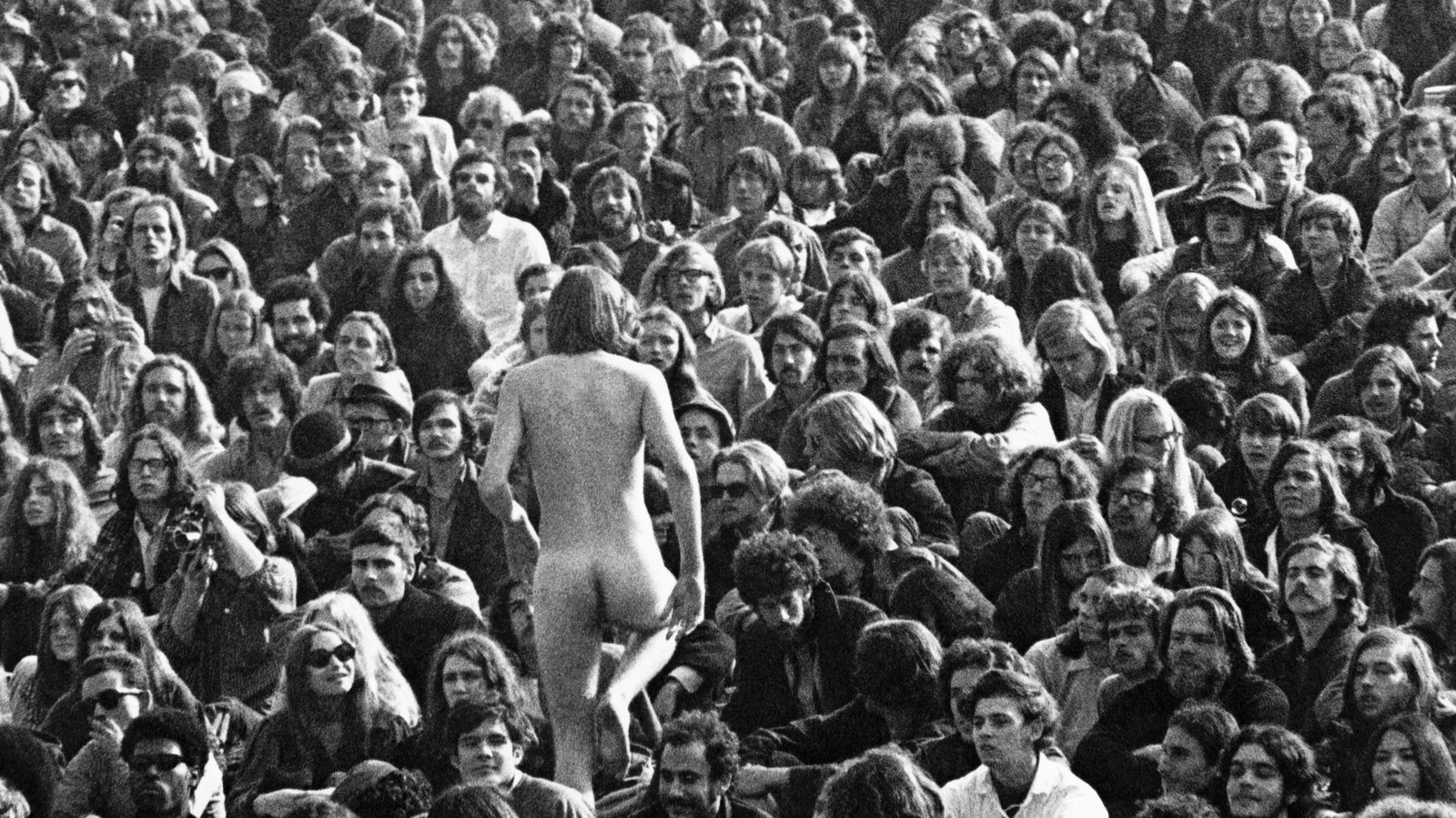 corey hardcastle recommends nude in a crowd pic