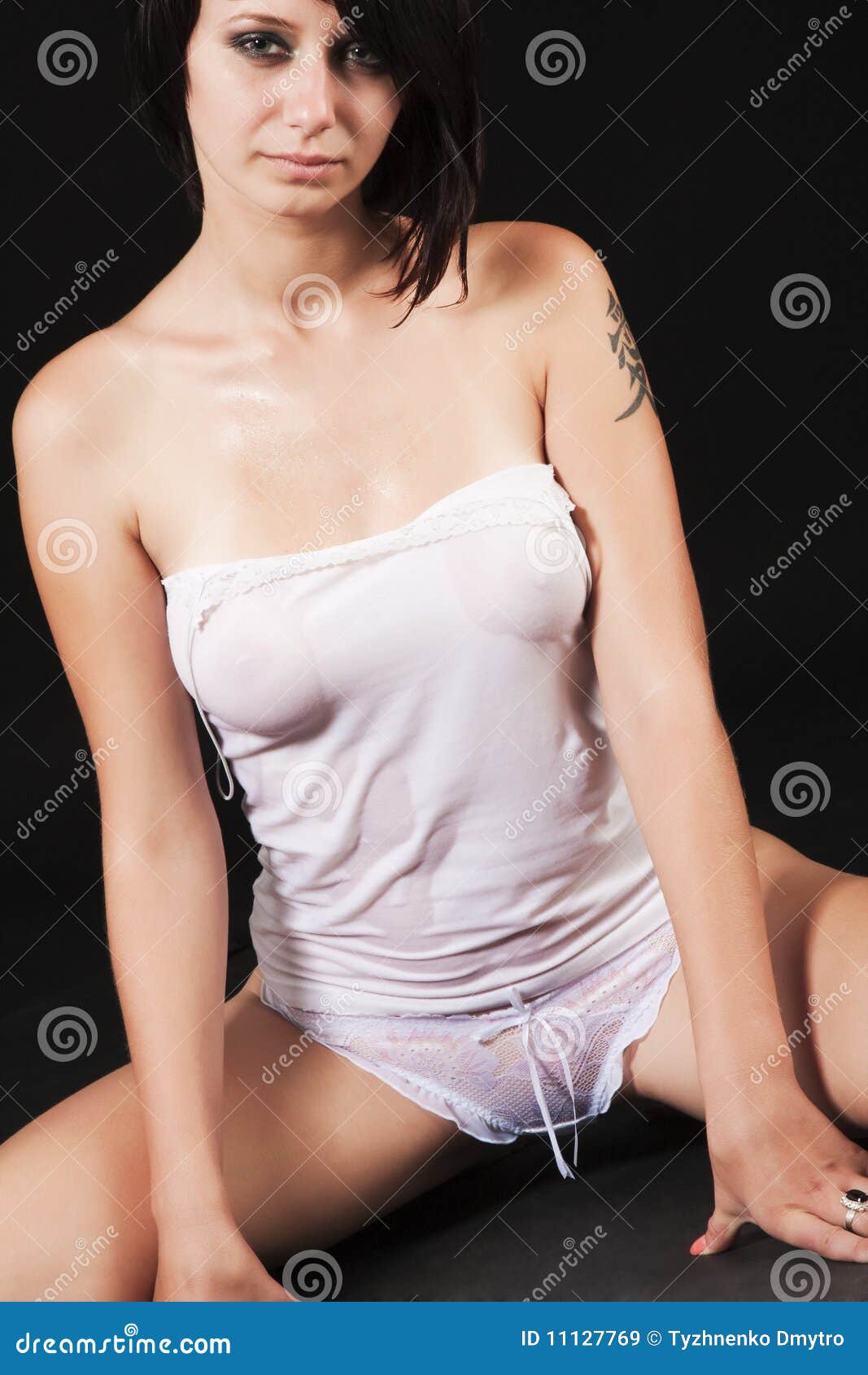 becky bunce recommends women in wet t shirts pic