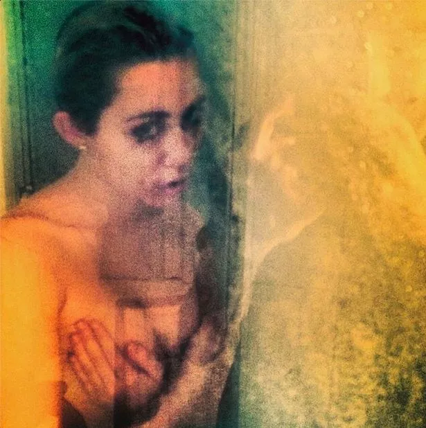 cate fuller recommends Miley Cyrus Naked In The Shower