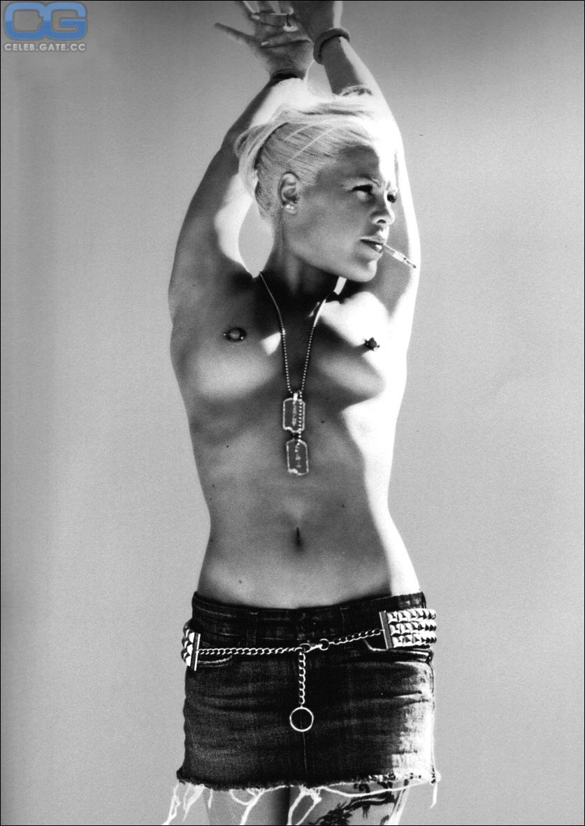 P Nk Topless exchange student