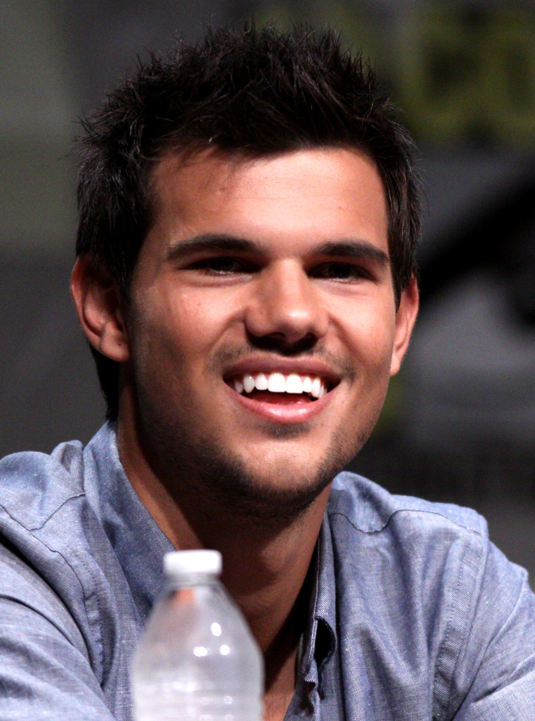 brad eames recommends Taylor Lautner Nude Fakes