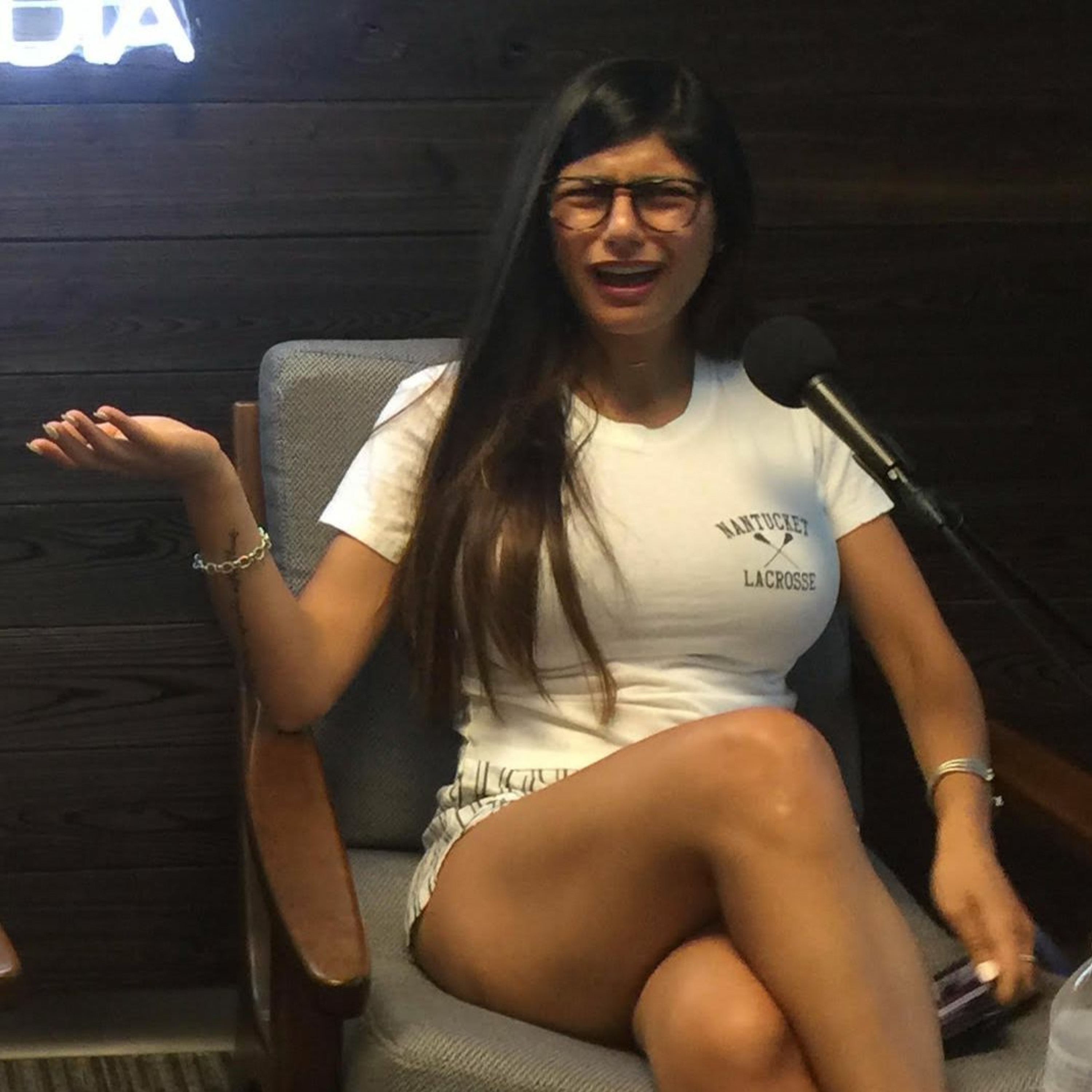 is mia khalifa back