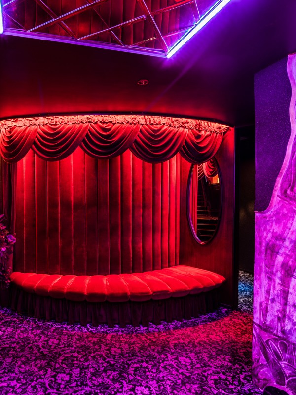 bukhari kadam recommends strip club private room pic