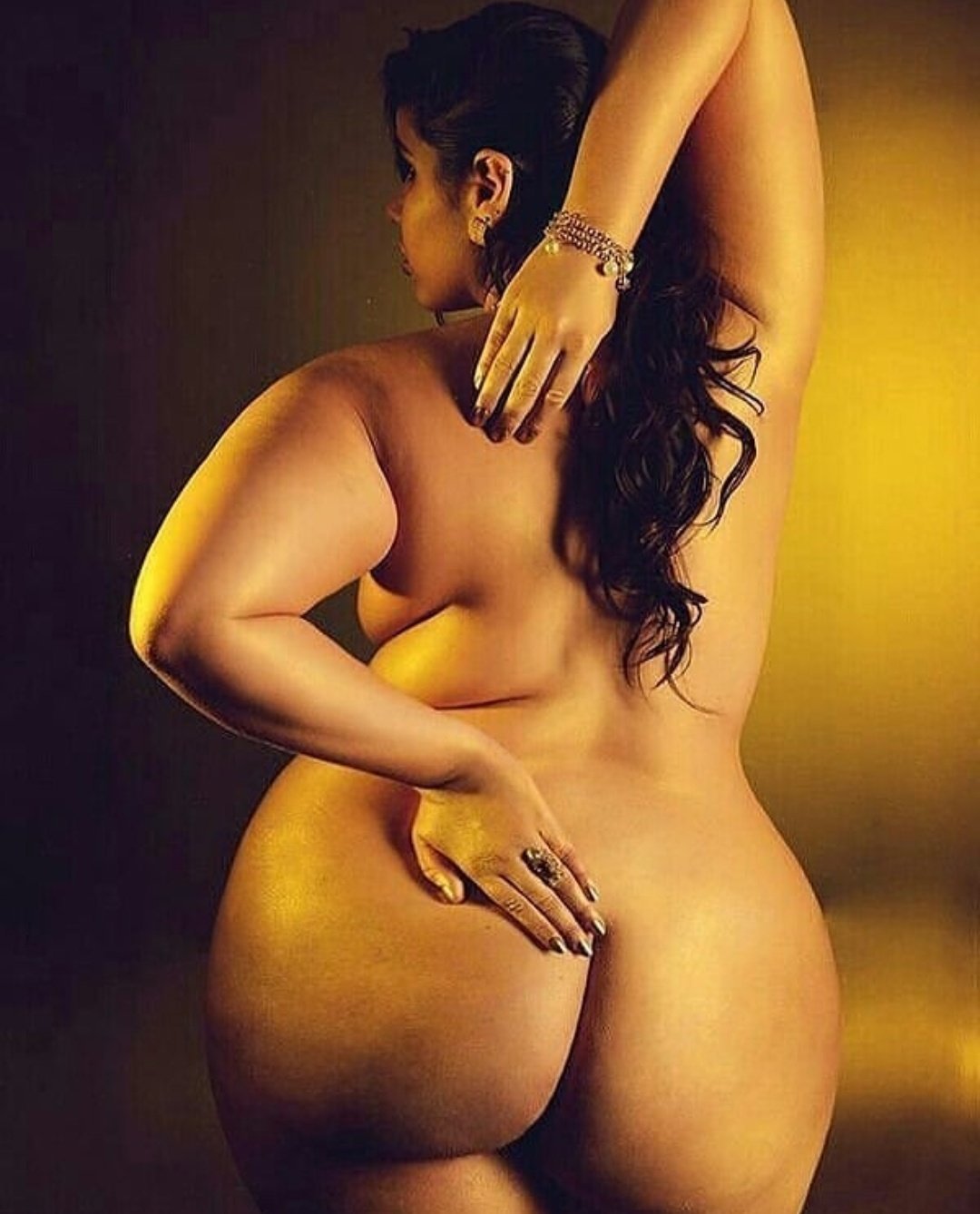 bint saud recommends plus size model nude pic