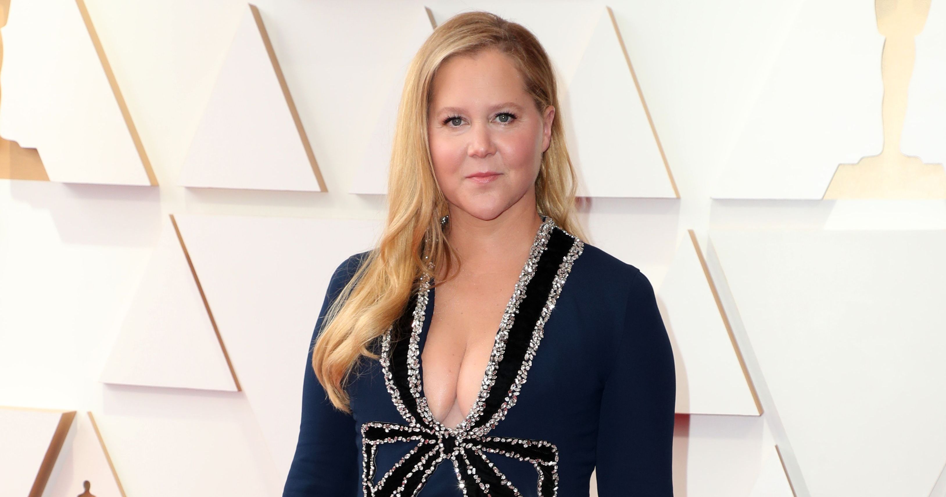 amy schumer boob uncensored