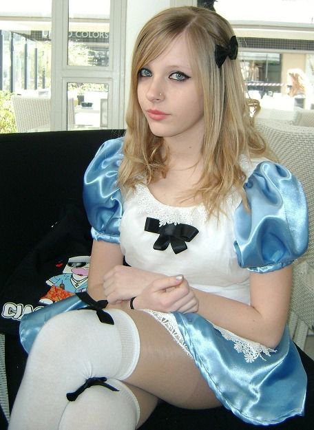 doreen tedrick recommends alice in wonderland cosplay porn pic