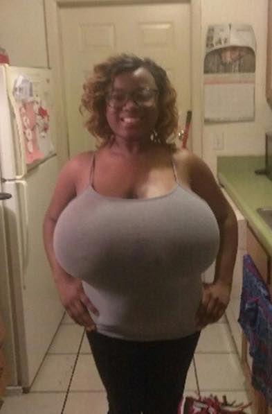 christine kinuthia recommends massive tits tank top pic