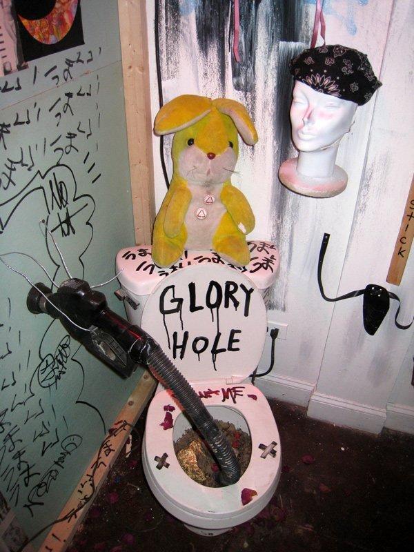 aaron galvan recommends Glory Hole In Nyc