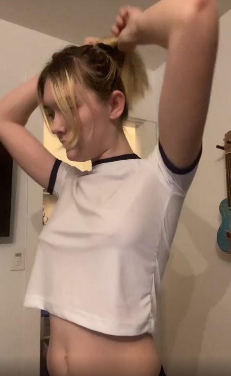 Braless Teen Tits yosarnrejy thumb