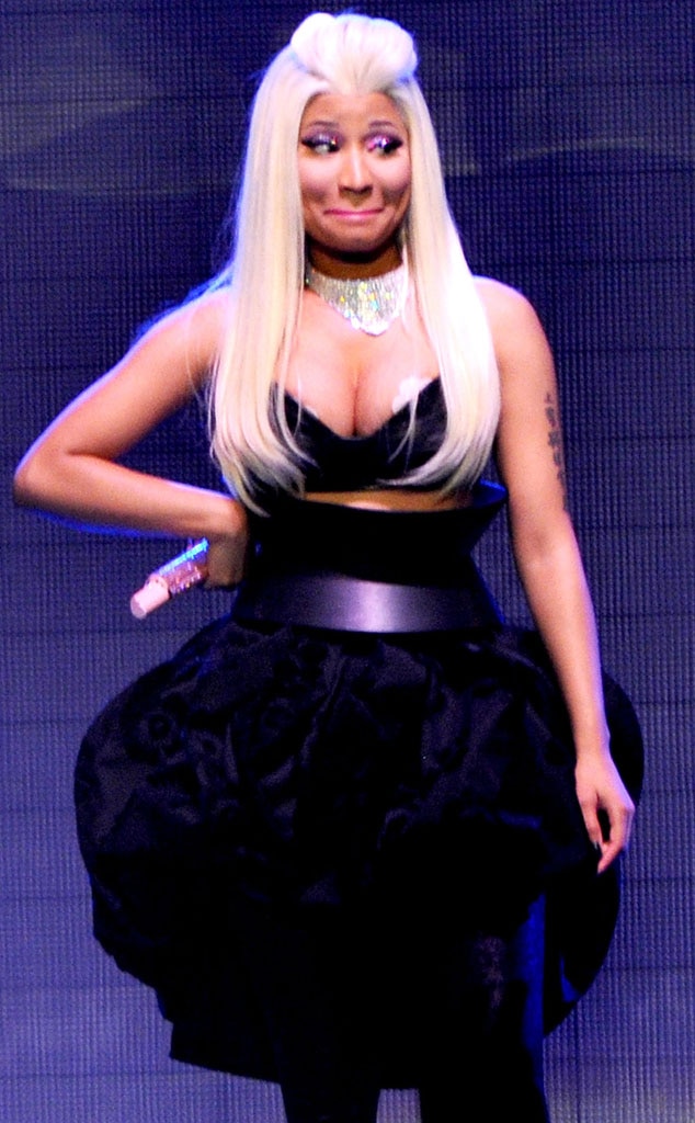 Nicki Minaj Playing With Her Boobs web whore