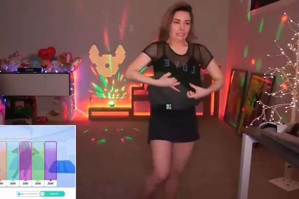 alice cat recommends Twitch Streamers Nip Slip