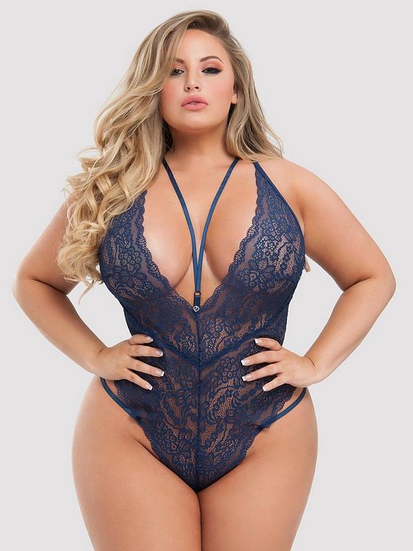 aryn davidson recommends bbw crotchless lingerie pic