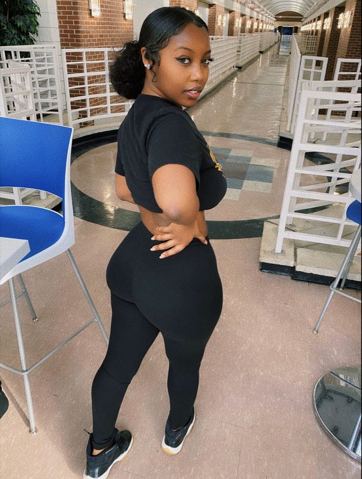adrienne gant recommends slim thick ebony pic