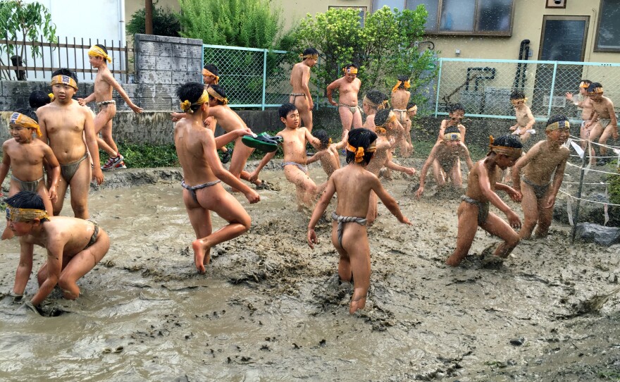 bartone gleper recommends japan nudist camp pic