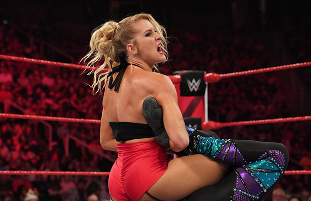 cm lisa add lacey evans hot photo