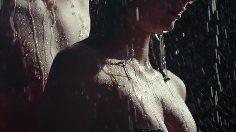 alan crean add photo women showering with men
