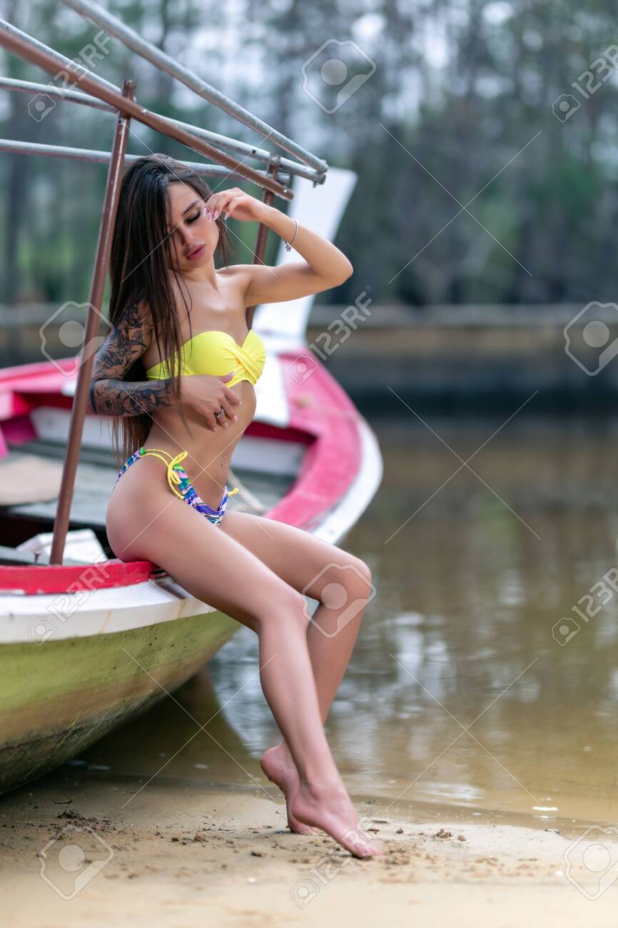 amber jamieson share woman pretty woman bathing suit pretty woman woman fishing photos