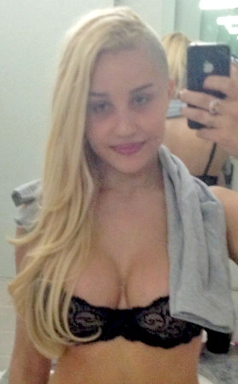 ajit kumar bhunya recommends amanda bynes hot pic