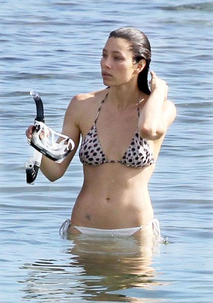 donna mckinlay recommends jessica biel in a bikini pic