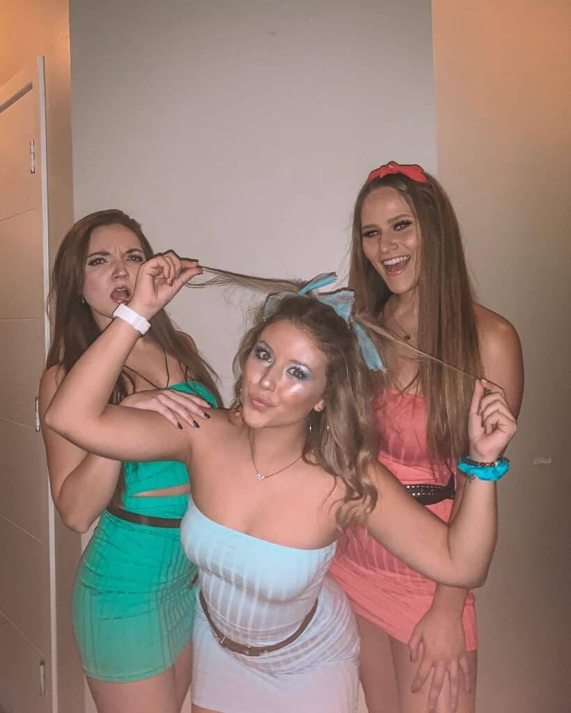 hot college girls partying