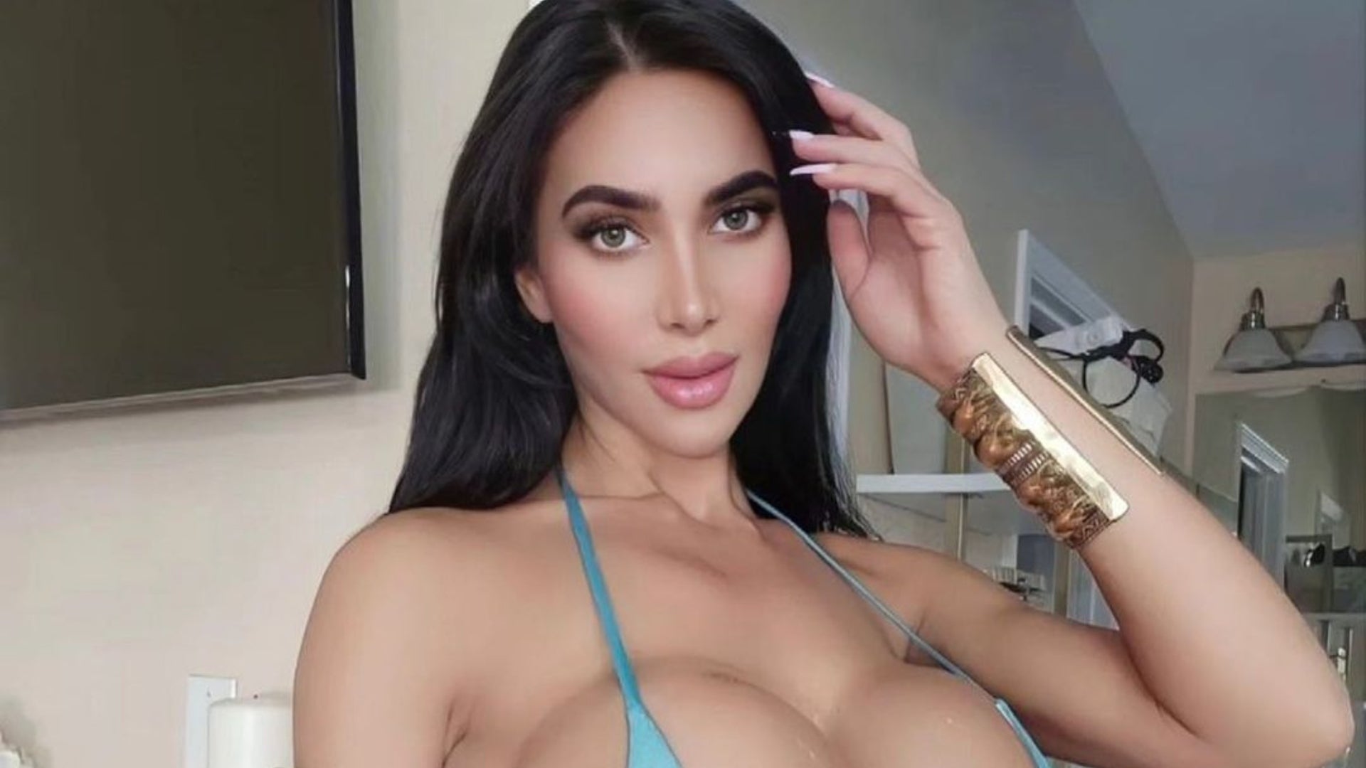 Kim Kardashian Pornstar Look Alike pom pissawat