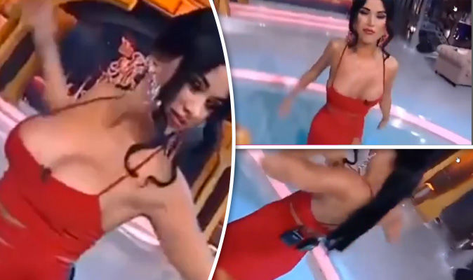 Hot Women Nip Slip after dildo