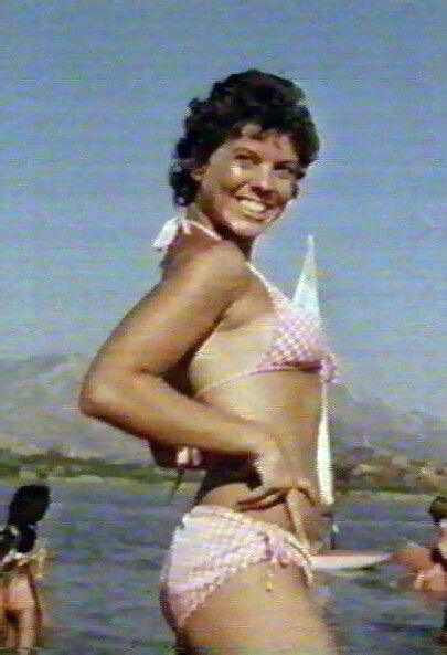 alice sen recommends Erin Moran Bra Size