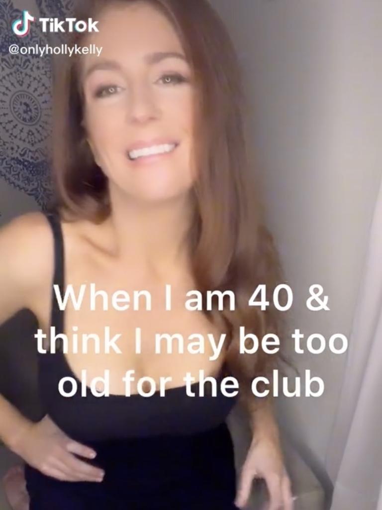 dai vo recommends 40 Year Old Cougar
