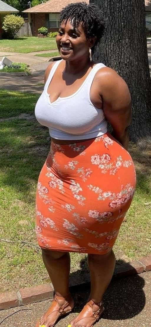 brander roullett recommends curvy thick big women pic