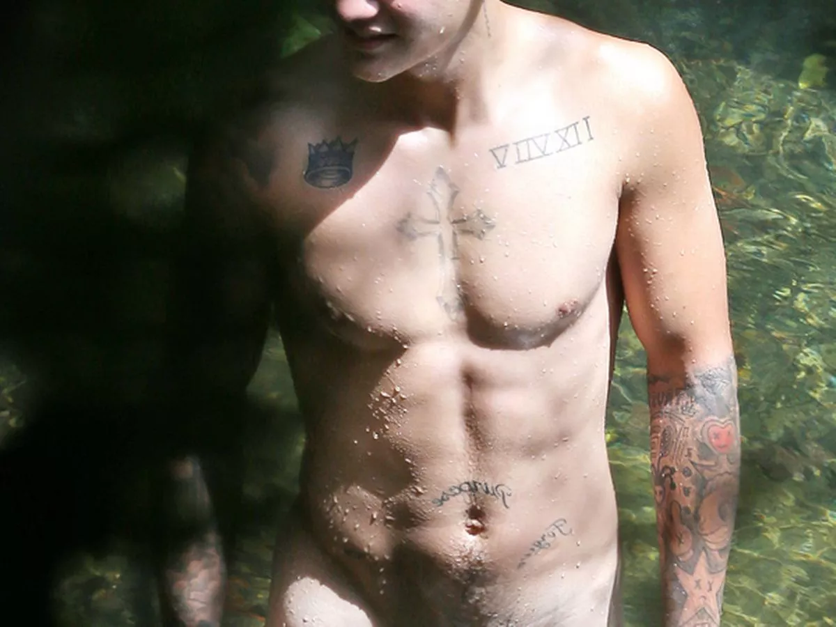 antoine labat add justin bieber nude unedited photo