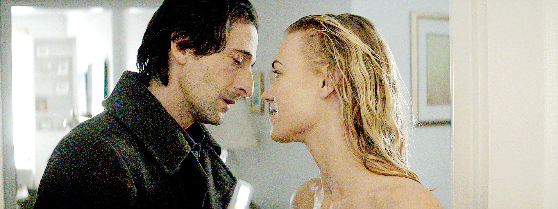 clint boos recommends yvonne strahovski manhattan night sex scene pic