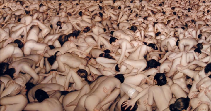buckz recommends women having an orgy pic