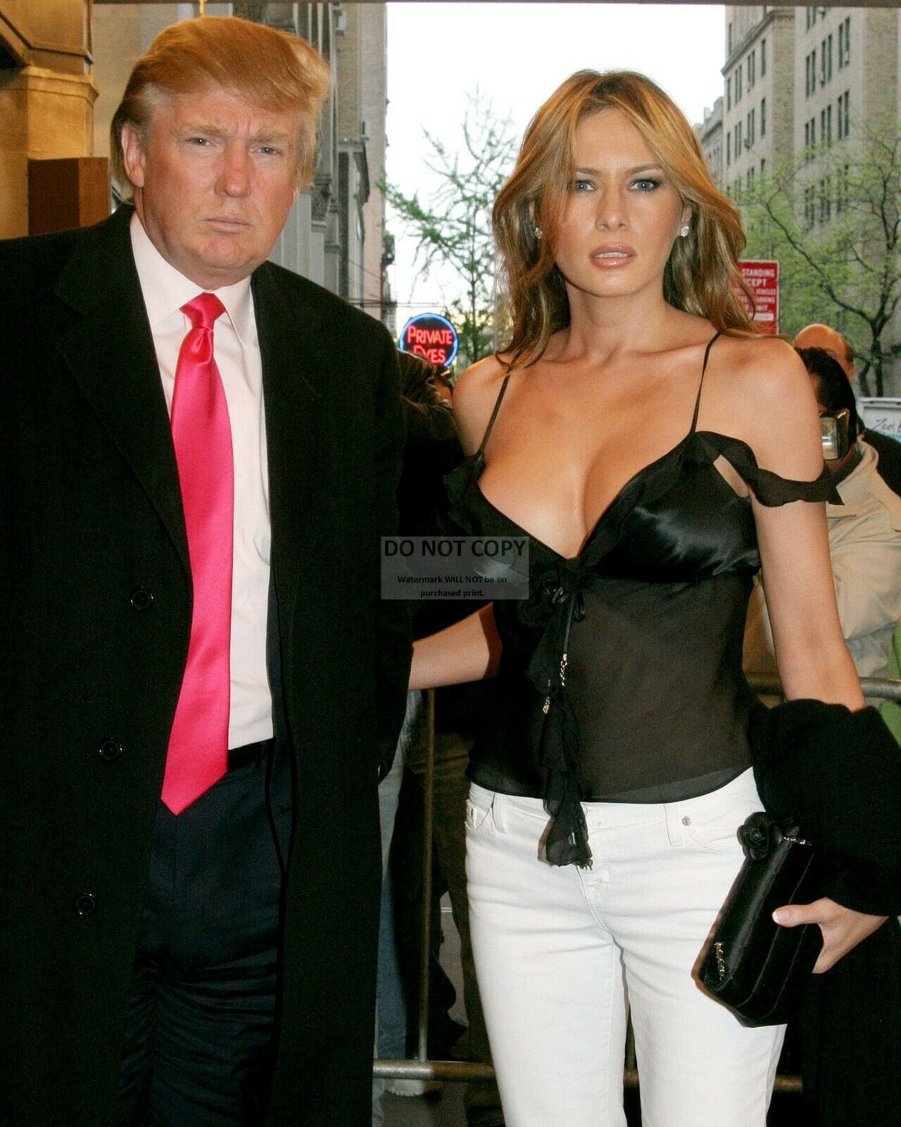 anuar abd aziz share melania trump nips photos