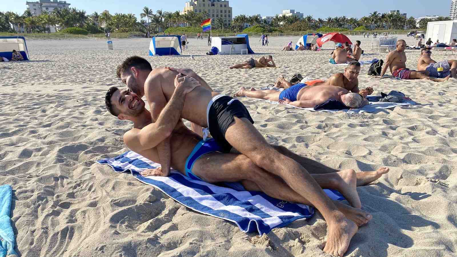 david arnholt recommends Miami Nude Beach Pictures