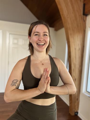 danny sandler recommends Julie Cash Yoga