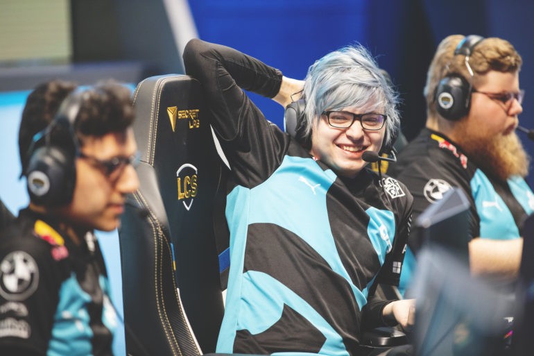 cody staton recommends C9 Sneaky Girlfriend Break Up