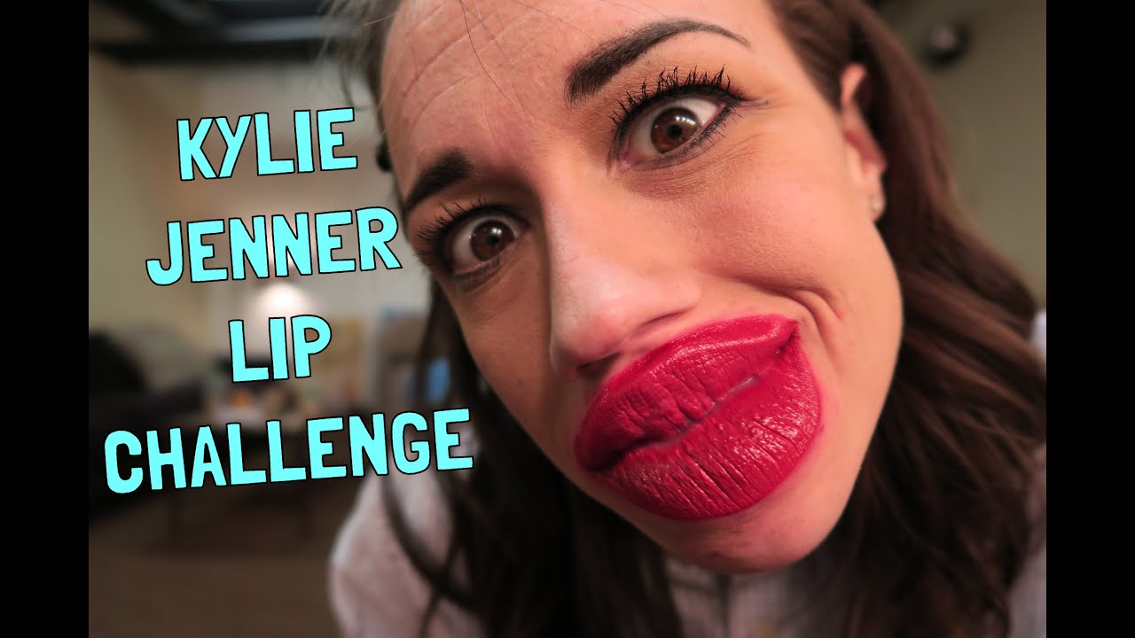 youtuber with big lips