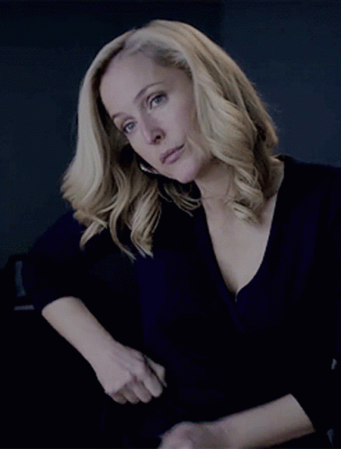 dave chaffee recommends Gillian Anderson Hot Gif