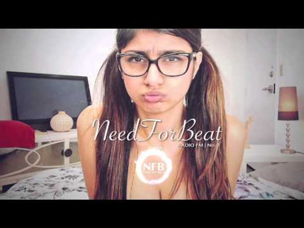 angel ayllon recommends Mia Khalifa Timeflies Download