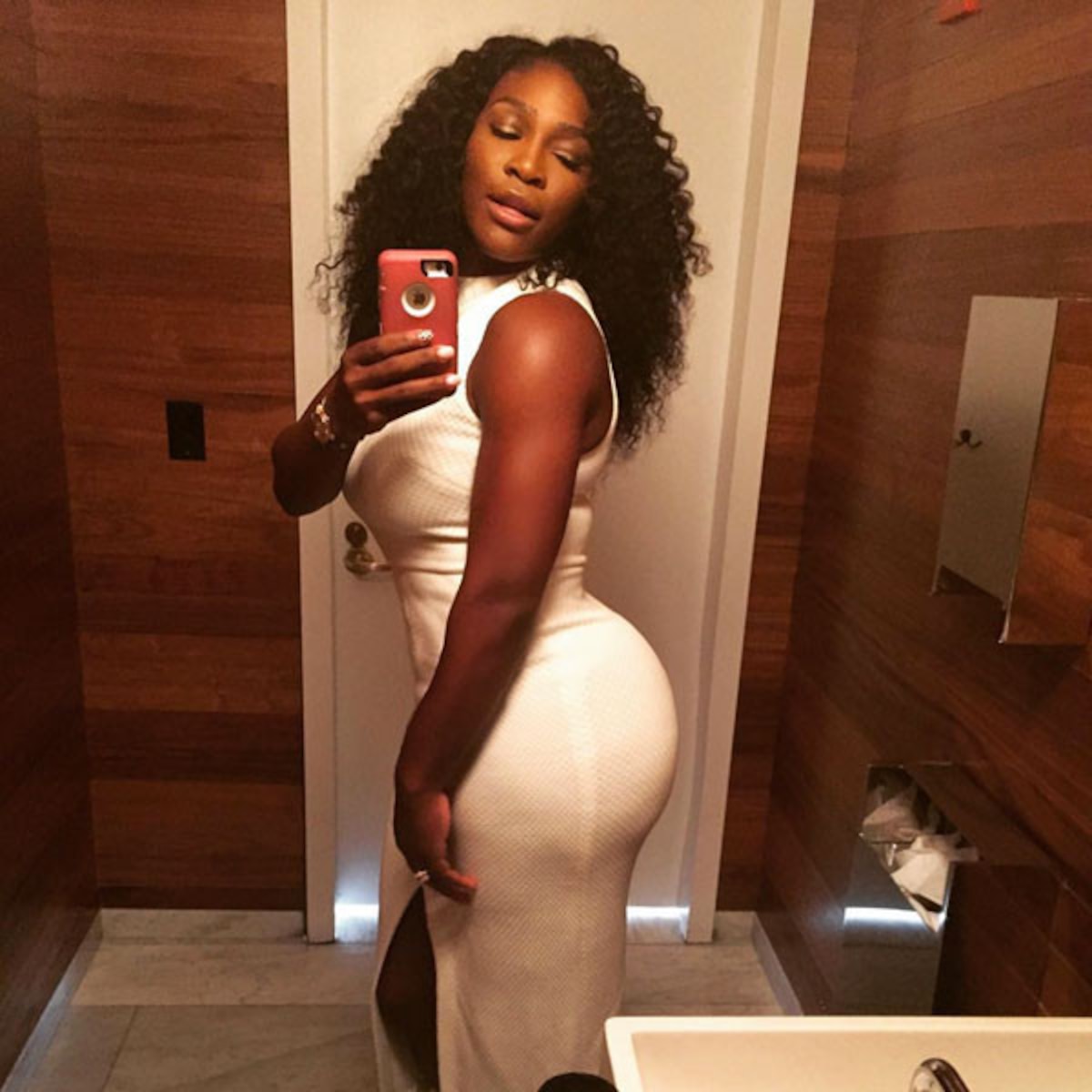 dobromir ivanov add photo serena williams ass