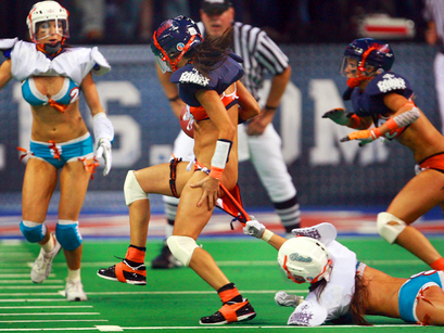 carlie dawn recommends lfl wardrobe malfunctions pic