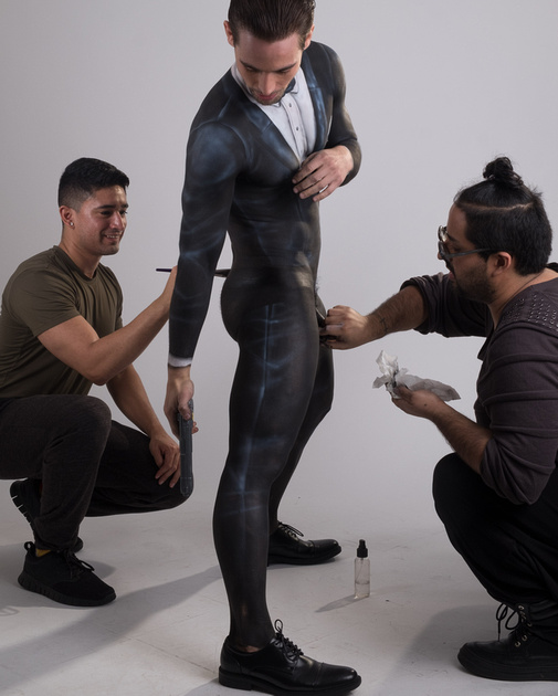 ailyn soriano recommends Nude Men Body Painting