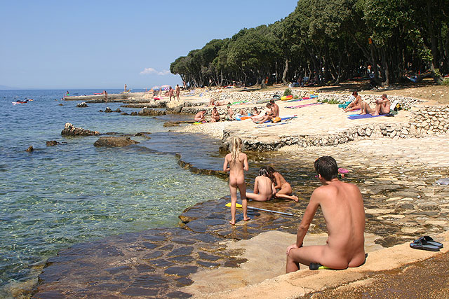 donna sennett recommends nude beaches in portugal pic