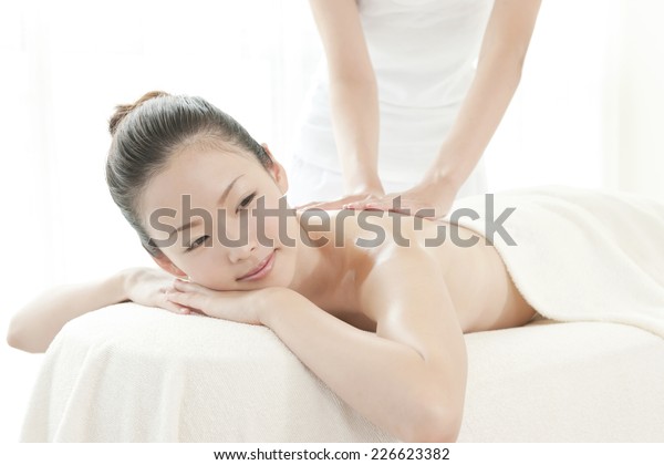 connie deuel share japanese oil massage therapy photos