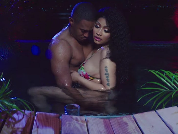 debbie hanrahan recommends nicki minaj sex vidoes pic