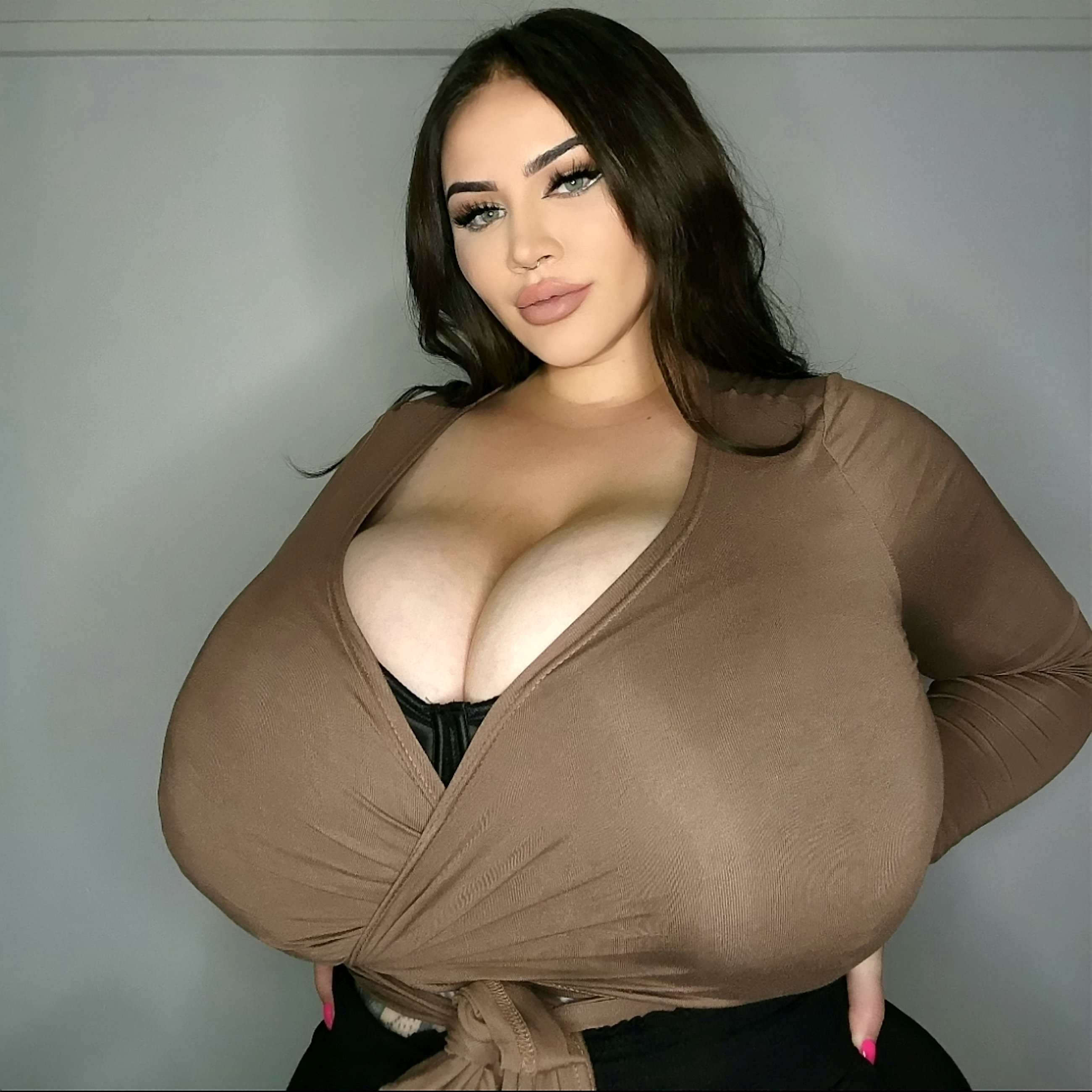 annie bridge share mature with giant tits photos