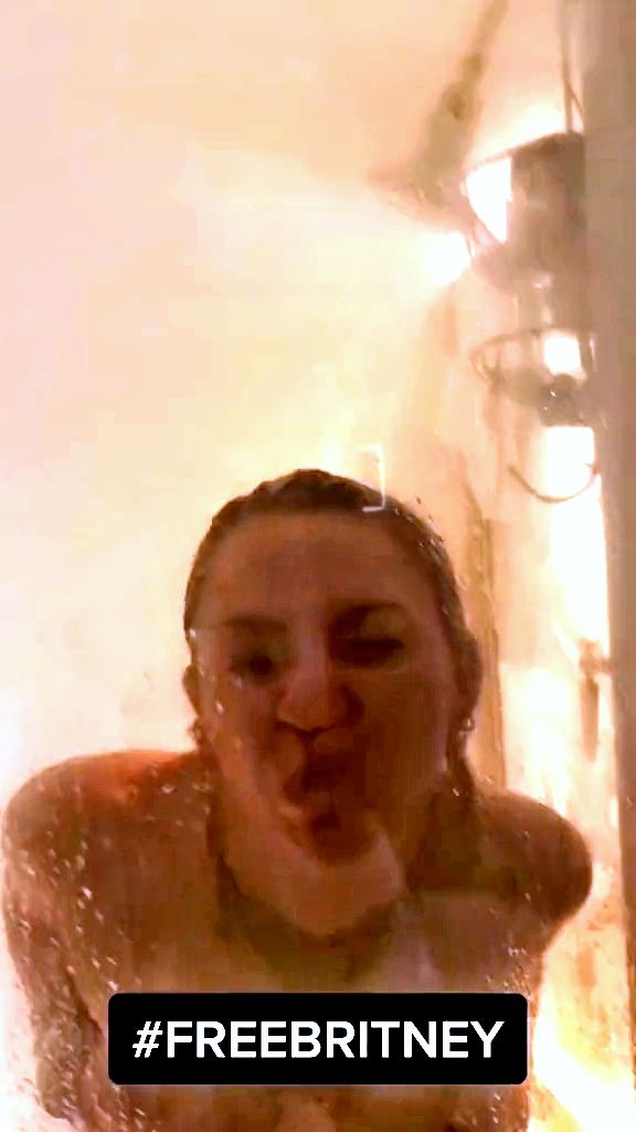 alta wilters recommends Miley Cyrus Naked In The Shower