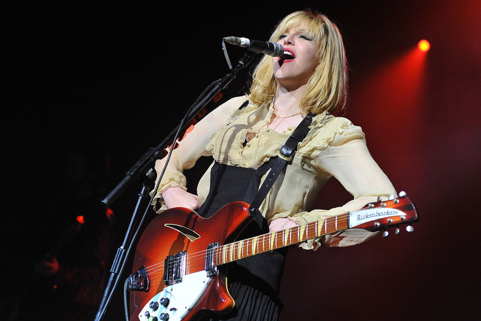 anthony starkus recommends courtney love topless concert pic